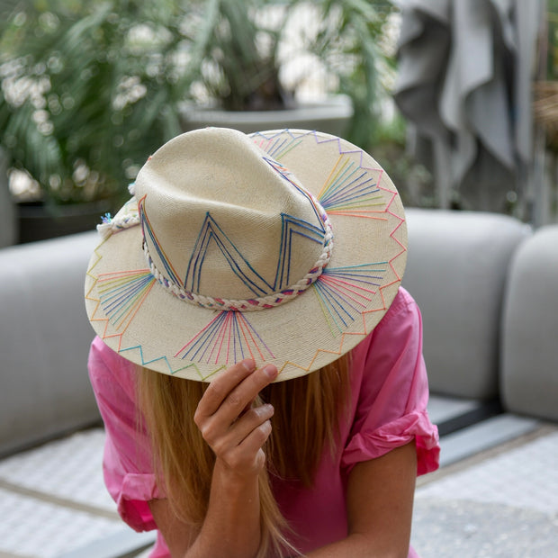 Corazon Playero Hat (Isabella - Confetti)