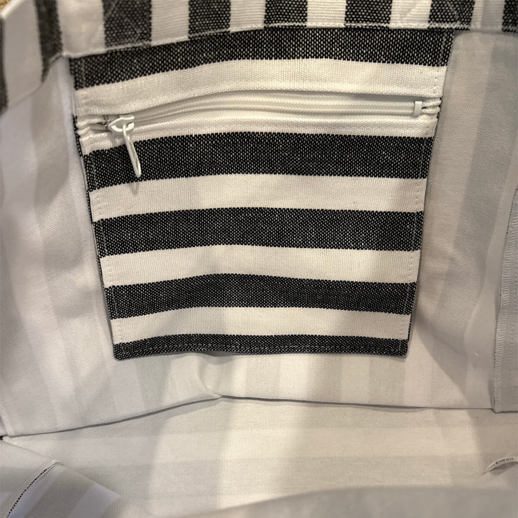 Las Bayadas Beach Tote (Julio)