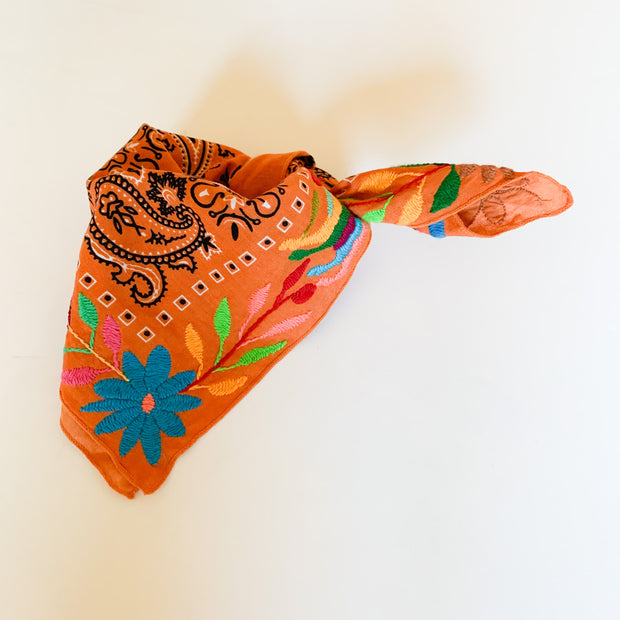 Neck scarf with Otomi Embroidery (Assorted Colors)