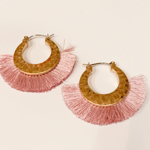 Small tassel hoop earrings (Lavender)