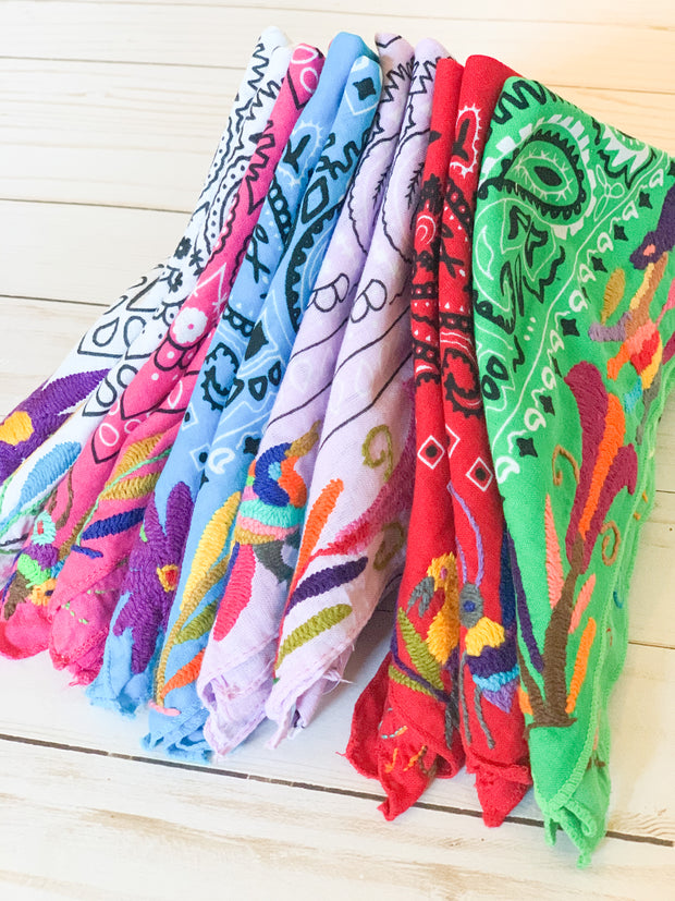 Neck scarf with Otomi Embroidery (Assorted Colors)