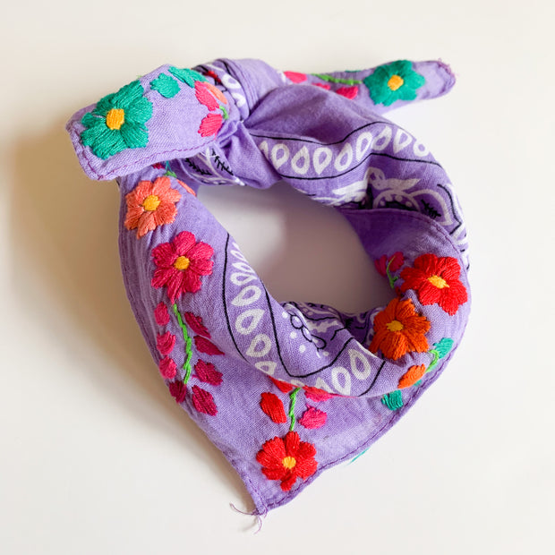 Neck scarves with Flowers (Assorted colors)